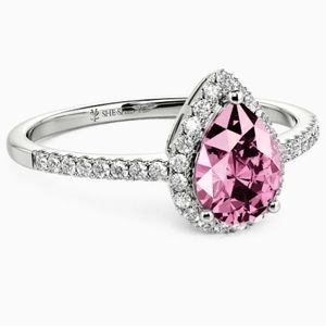 Pink pear cut 925 sterling silver cubic zirconia ring